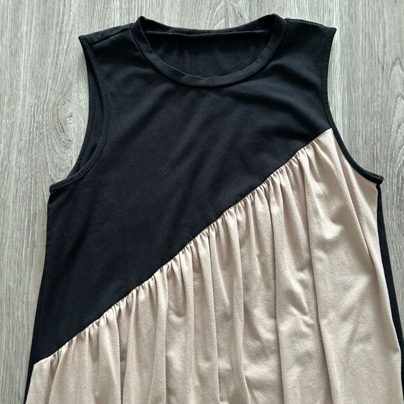 Two-Tone Mini Dress - Picture 3 of 4
